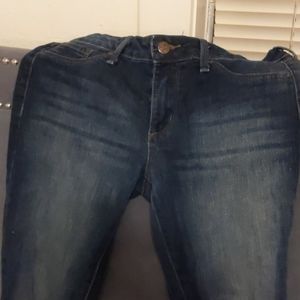 Jessica Simpson kiss me super skinny jeans